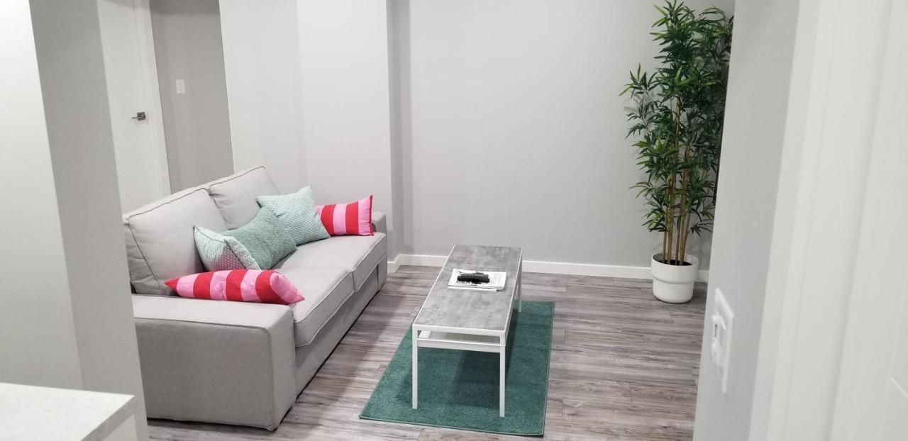 Luxurious 2 Bedroom Basement Winnipeg