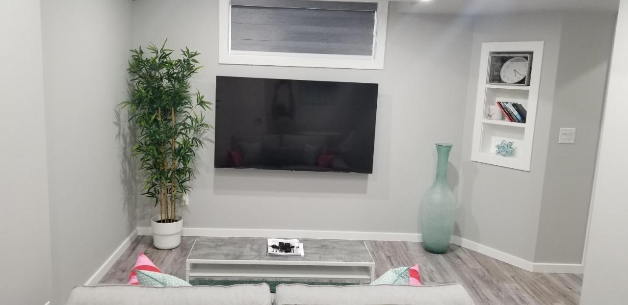 Luxurious 2 Bedroom Basement * Winnipeg